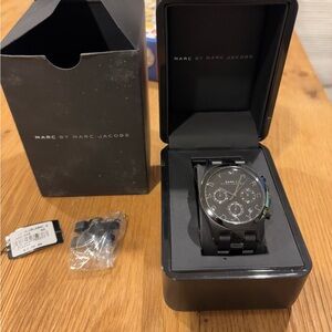 Black matte watch with extra links